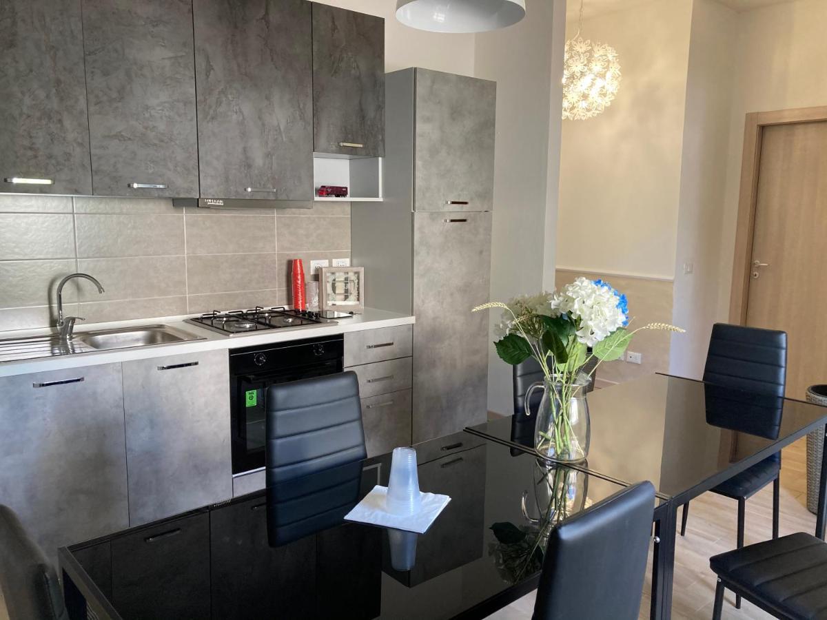 Due Magnolie Hotell Monzambano Exteriör bild